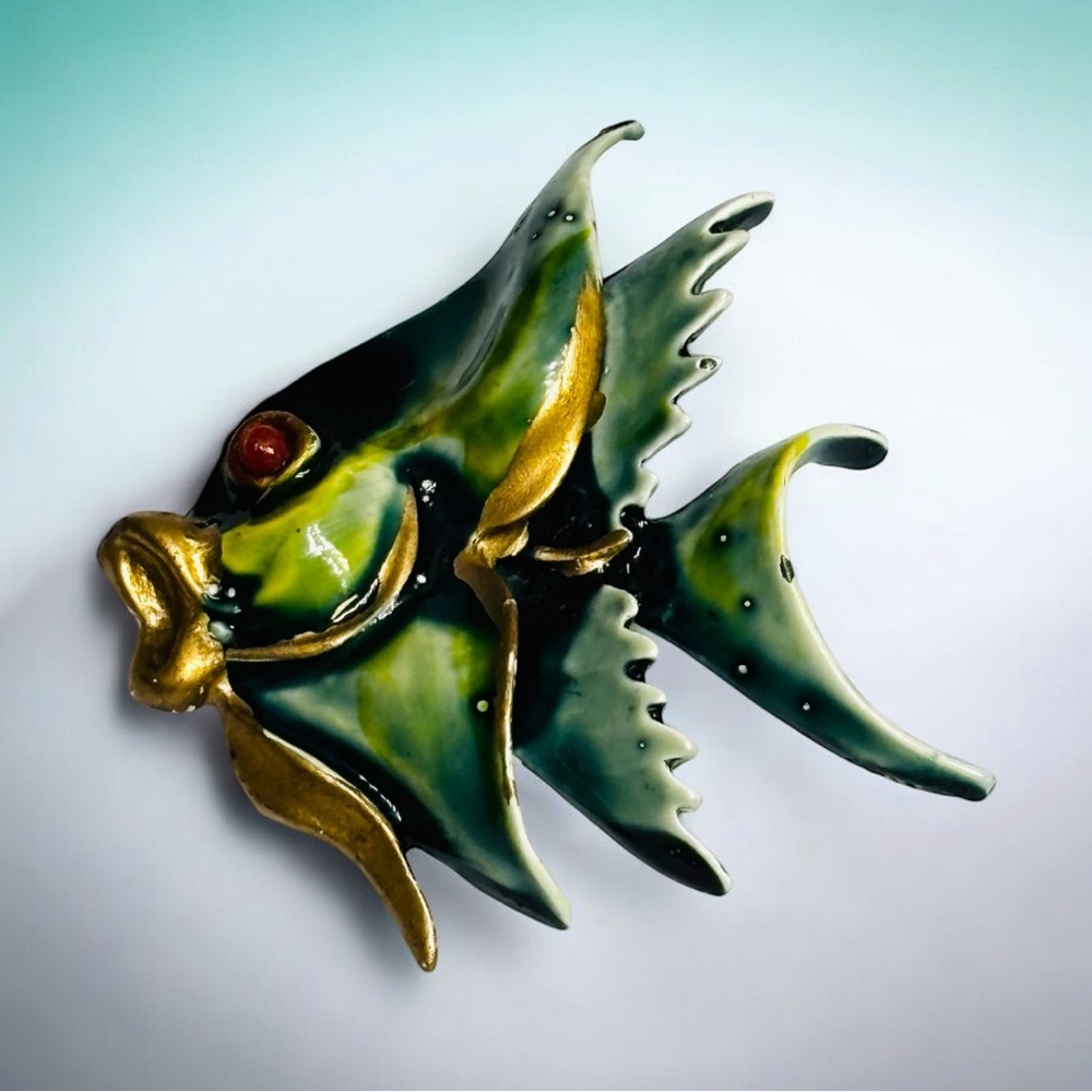 Artistic Fish Brooch - Green and Gold